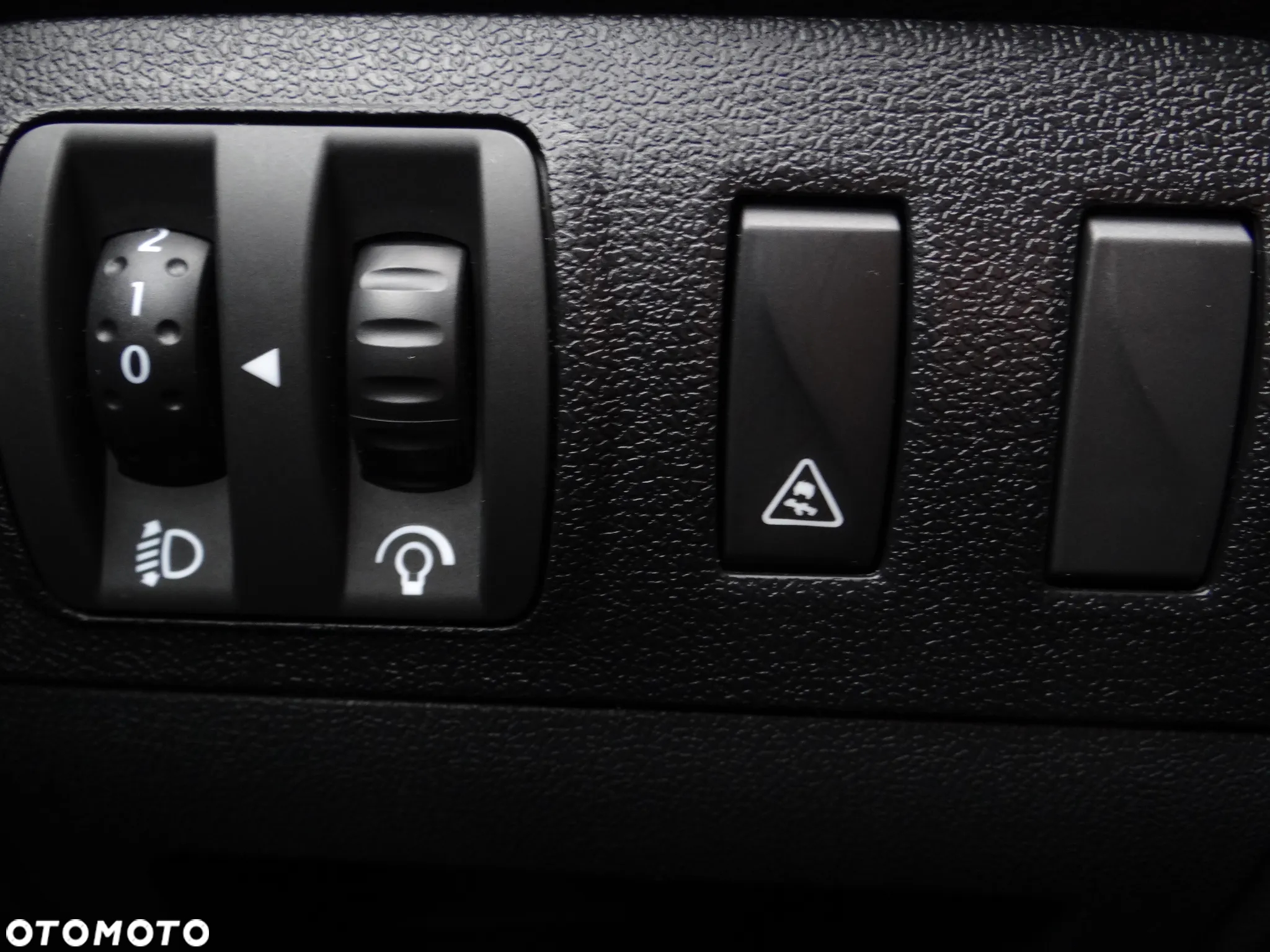 Renault Scenic dCi 110 EDC Bose Edition - 28