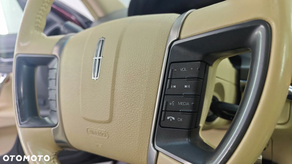 Lincoln MKZ - 28