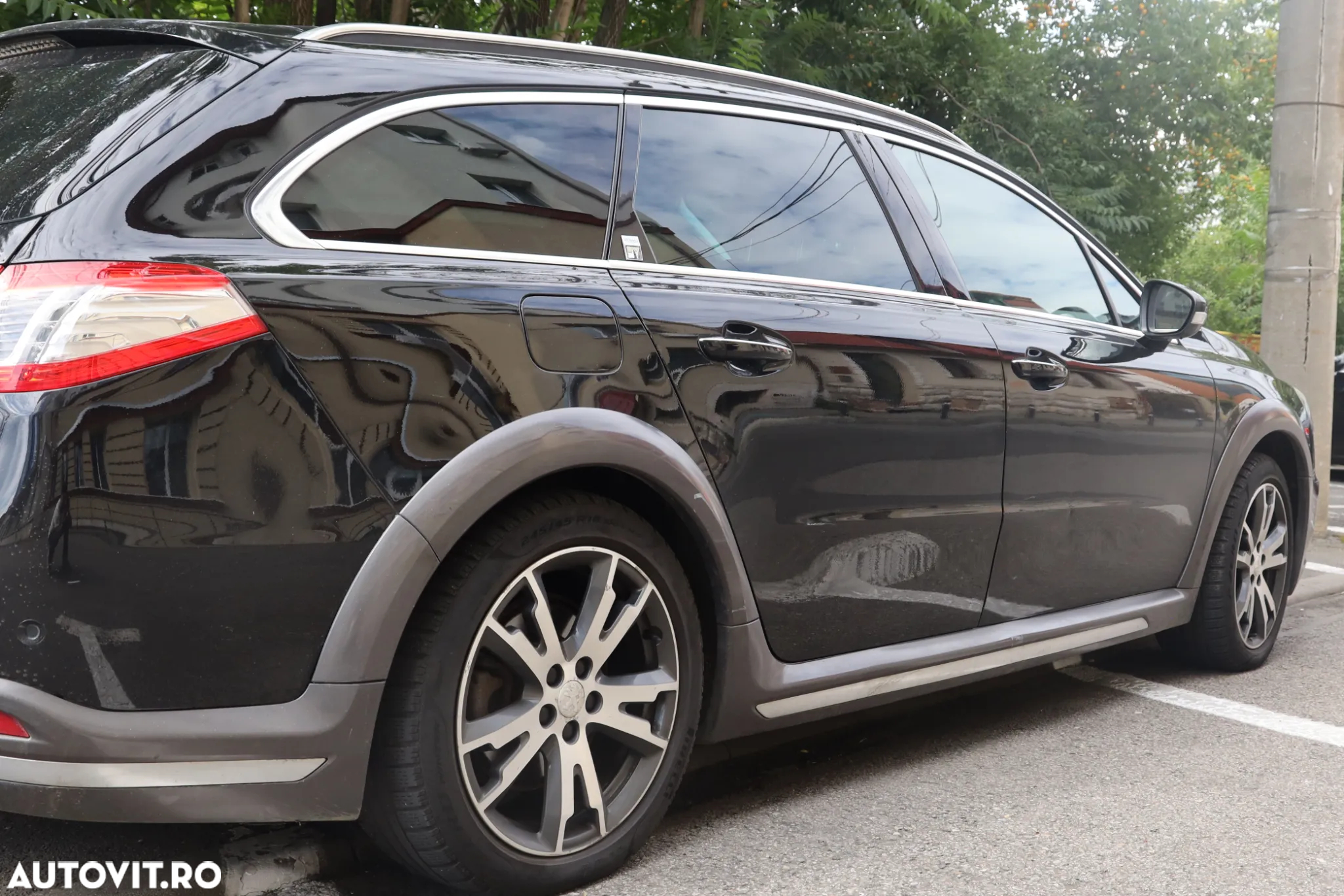 Peugeot 508 RXH Hybrid4 - 4
