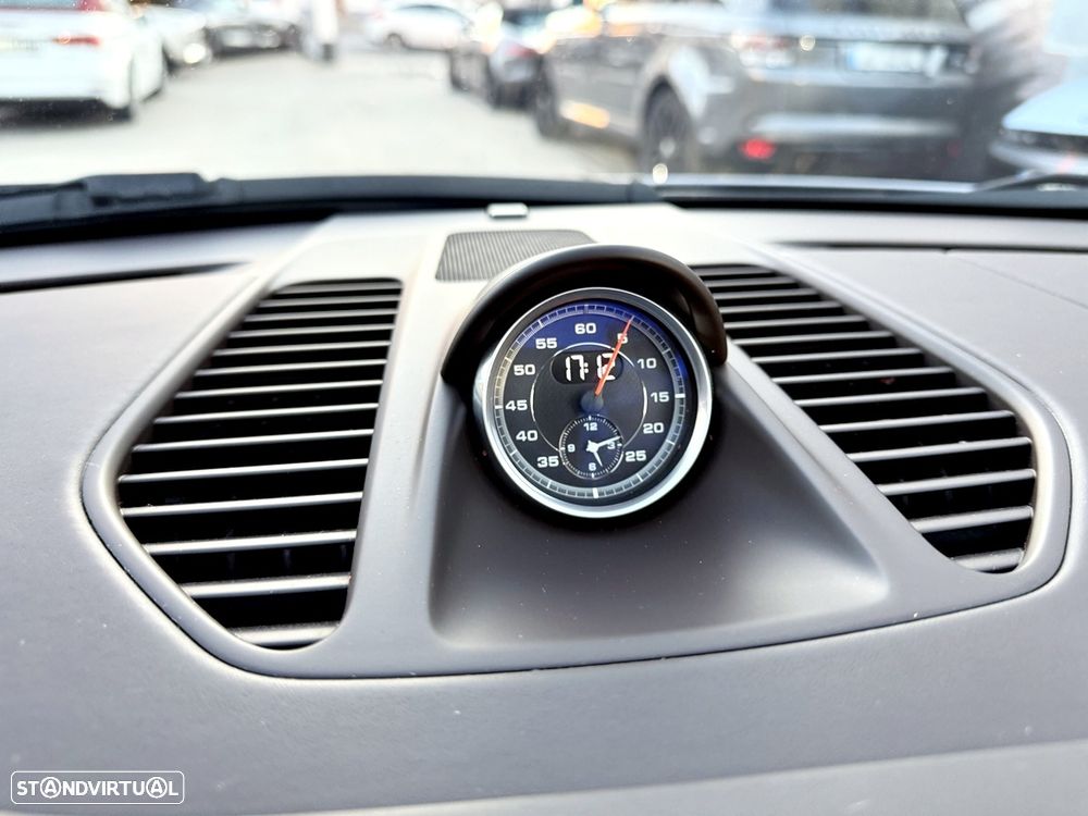 Porsche 911 (991) Carrera 4S Cabriolet PDK - 17