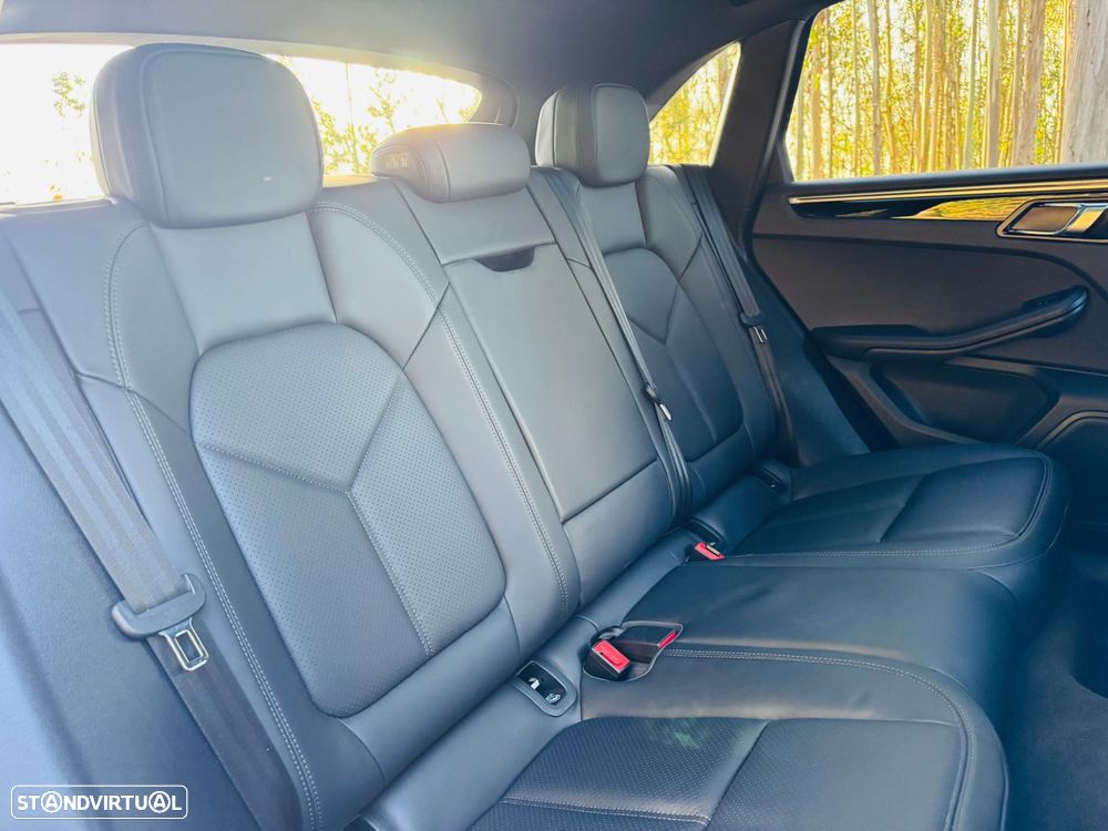 Porsche Macan S - 57