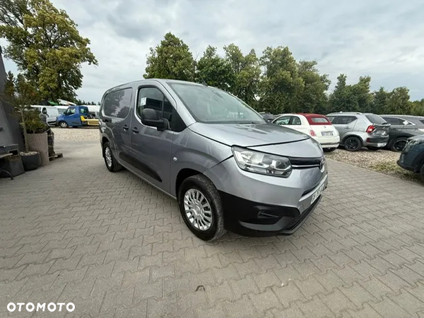 Toyota PRO ACE long
