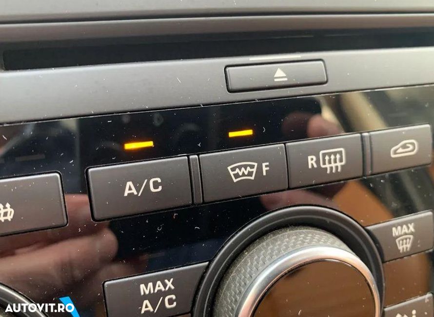 Land Rover Discovery Sport 2.0 l TD4 HSE Luxury Aut. - 18