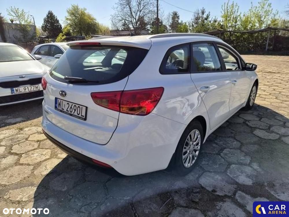 Kia Ceed - 5