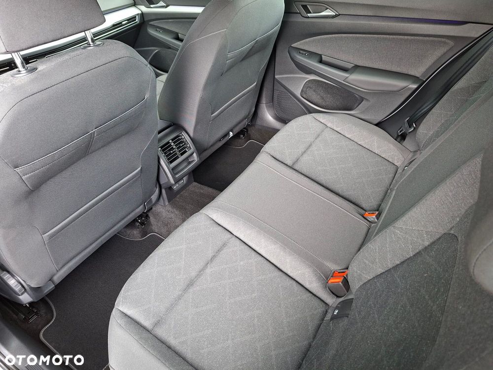 Volkswagen Golf - 15
