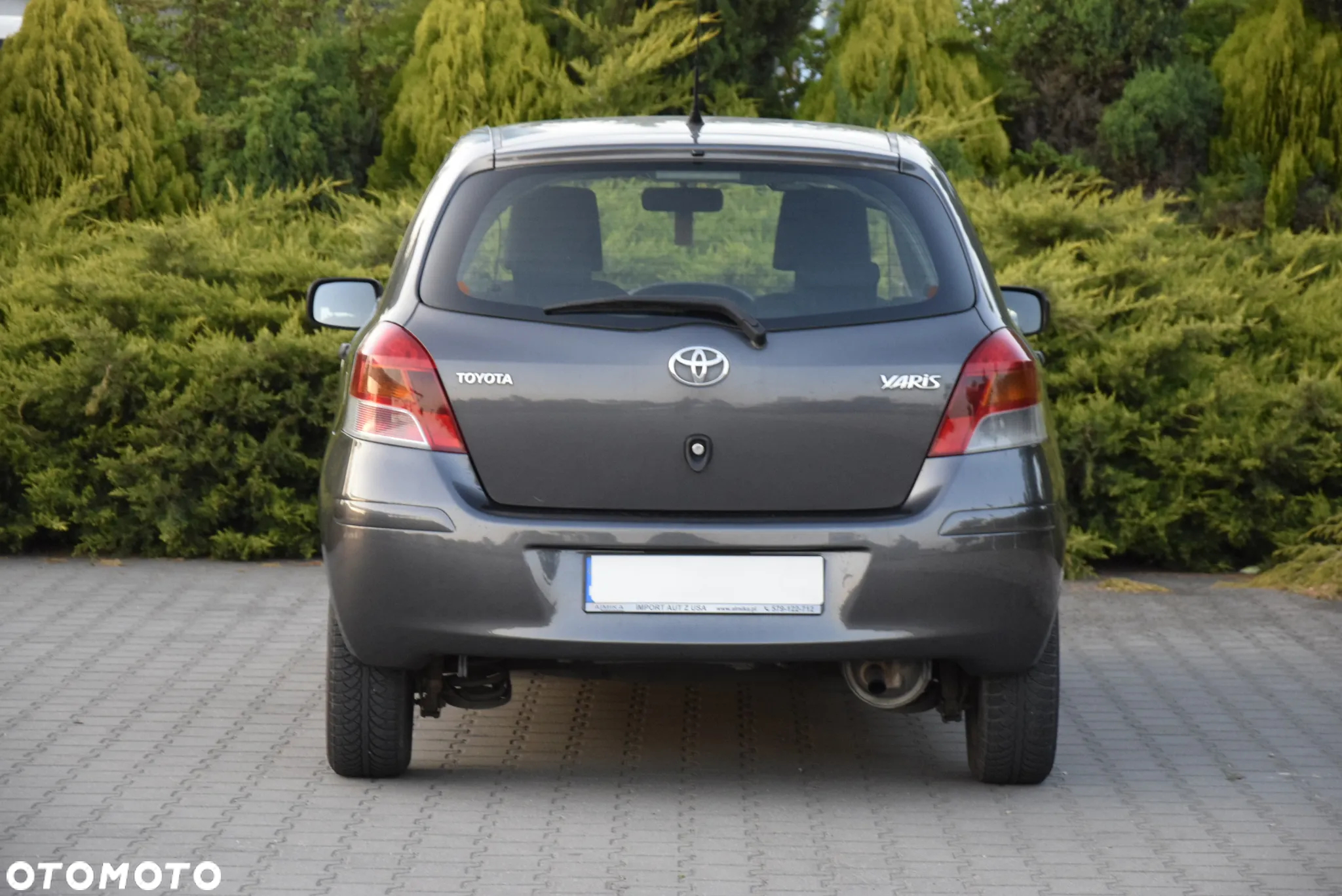 Toyota Yaris 1.0 Luna A/C - 23