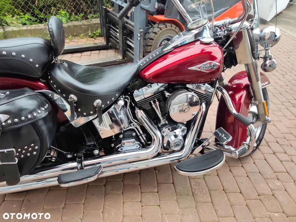 Harley-Davidson Softail Heritage Classic - 32