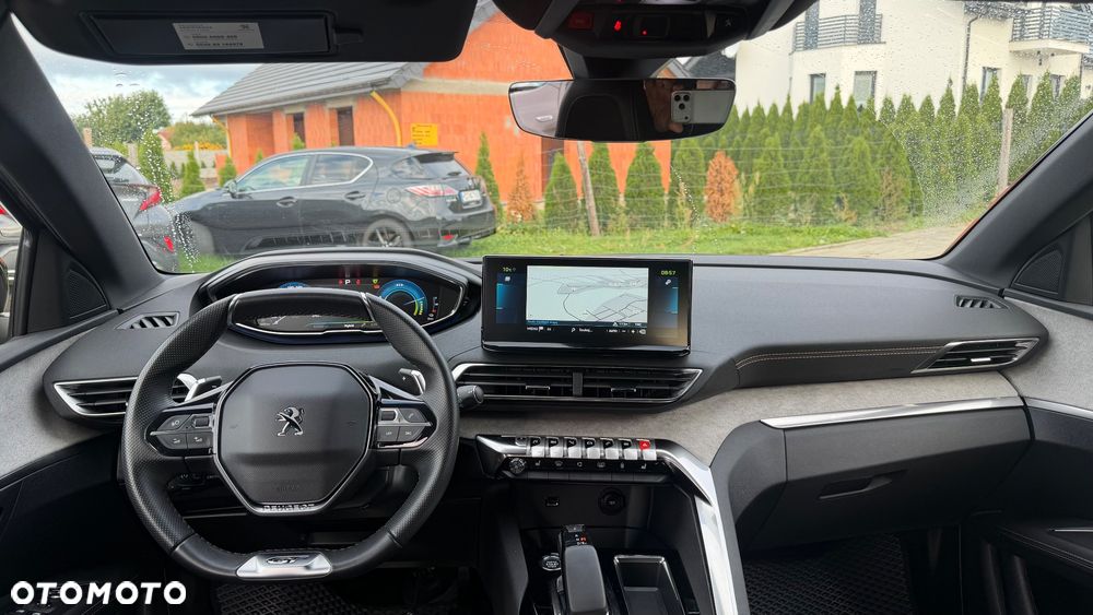Peugeot 3008 1.6 PureTech HYbrid4 GT S&S EAT8 - 12