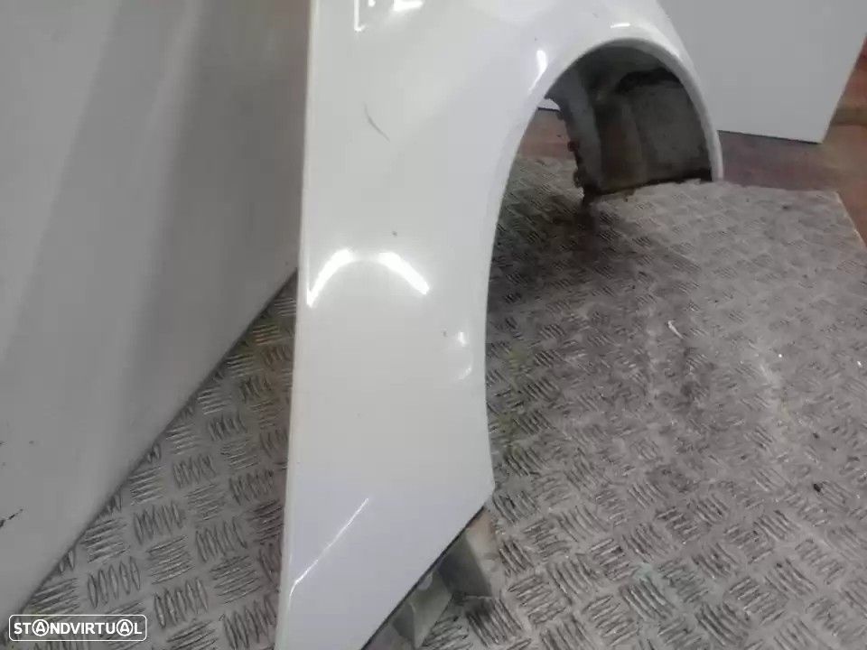 GUARDA-LAMAS TRASEIRA ESQUERDA SMART FORTWO COUPÉ 2010 - - 2