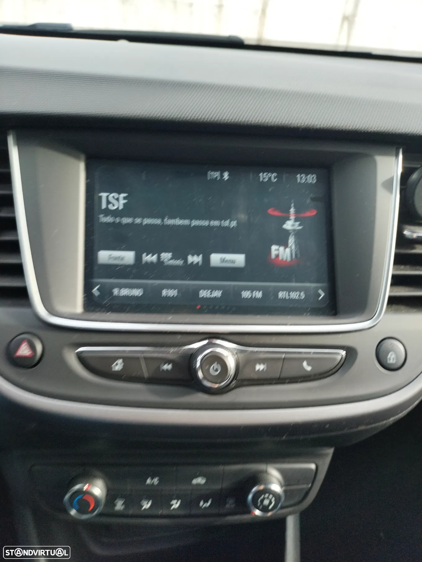 Opel Crossland X - 15