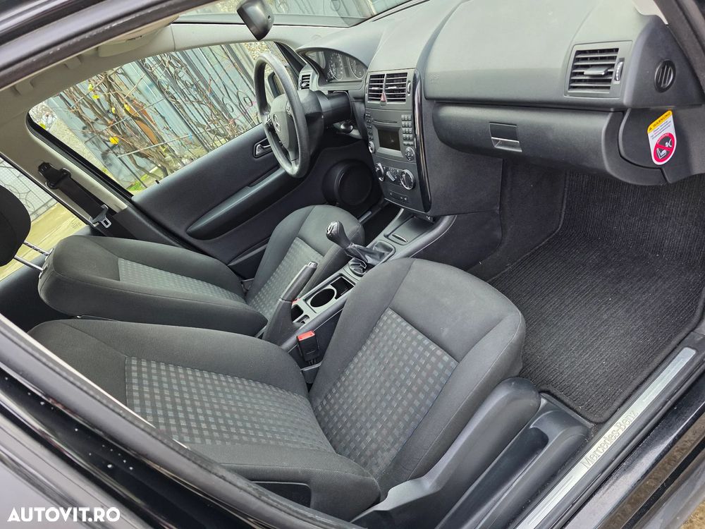 Mercedes-Benz A 160 BlueEFFICIENCY Elegance - 15