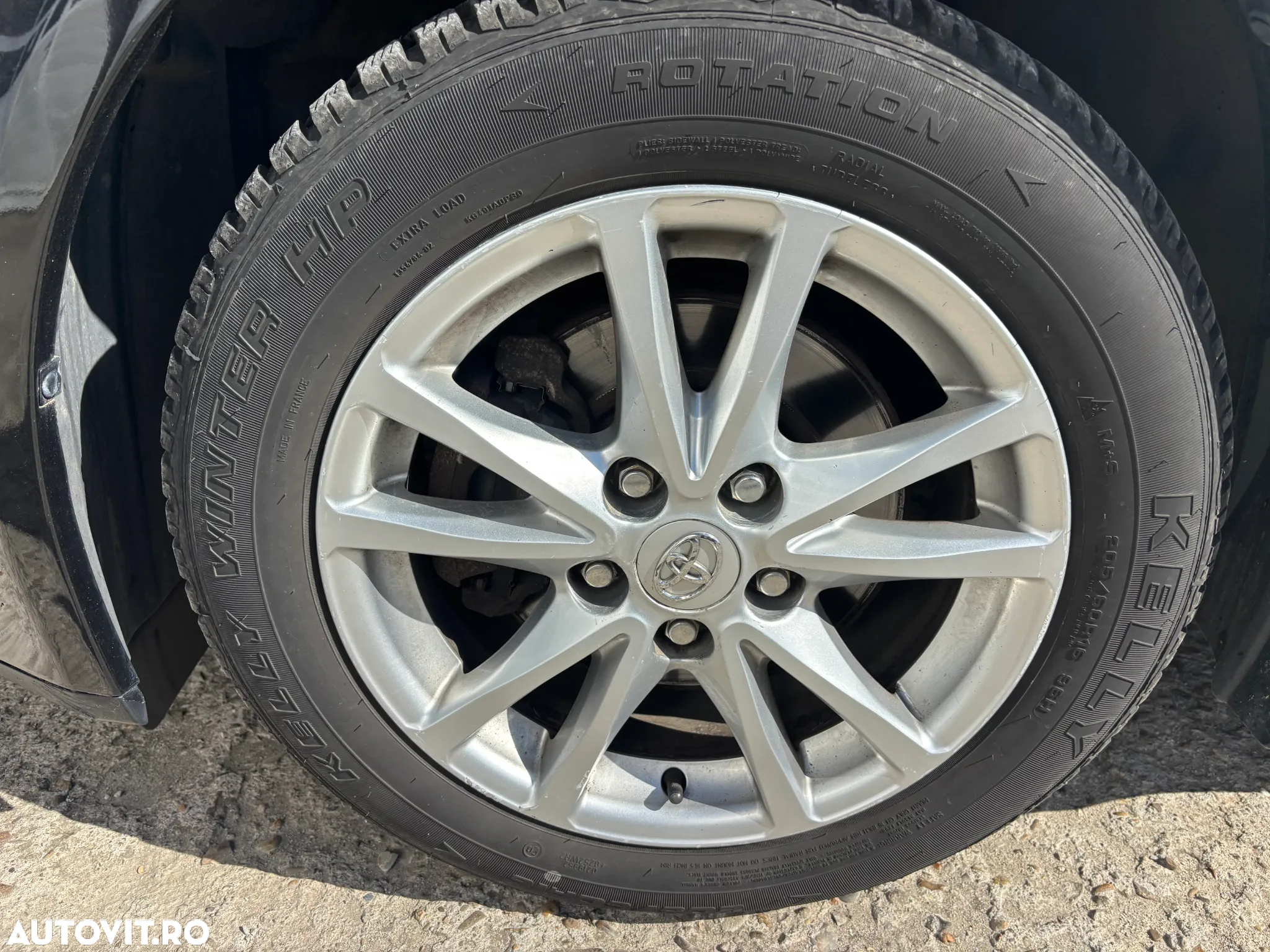 Toyota Avensis 2.0 D-4D Executive - 12