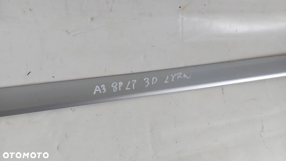 LISTWA DRZWI LEWA 3D LY7W AUDI A3 8P 03-12 SLASK WYSYLKA - 2