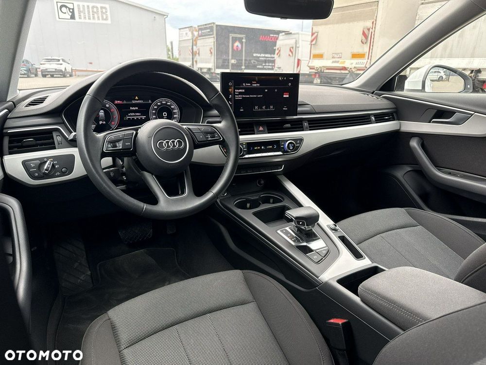 Audi A4 Avant - 13