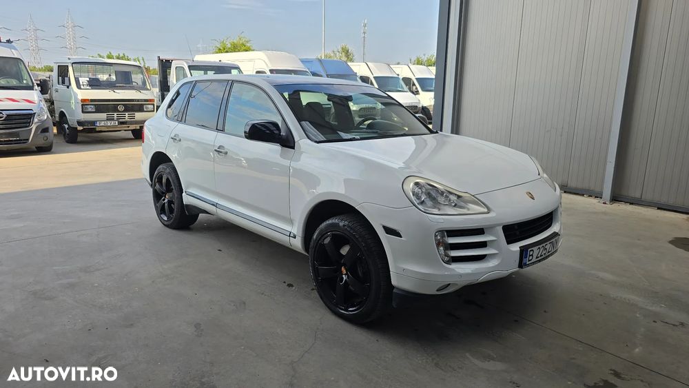 Porsche Cayenne - 3