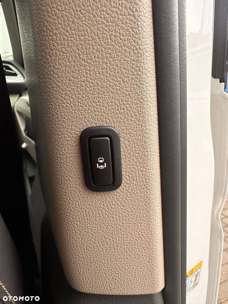 Volkswagen Multivan 2.0 TDI L2 Edition DSG - 15
