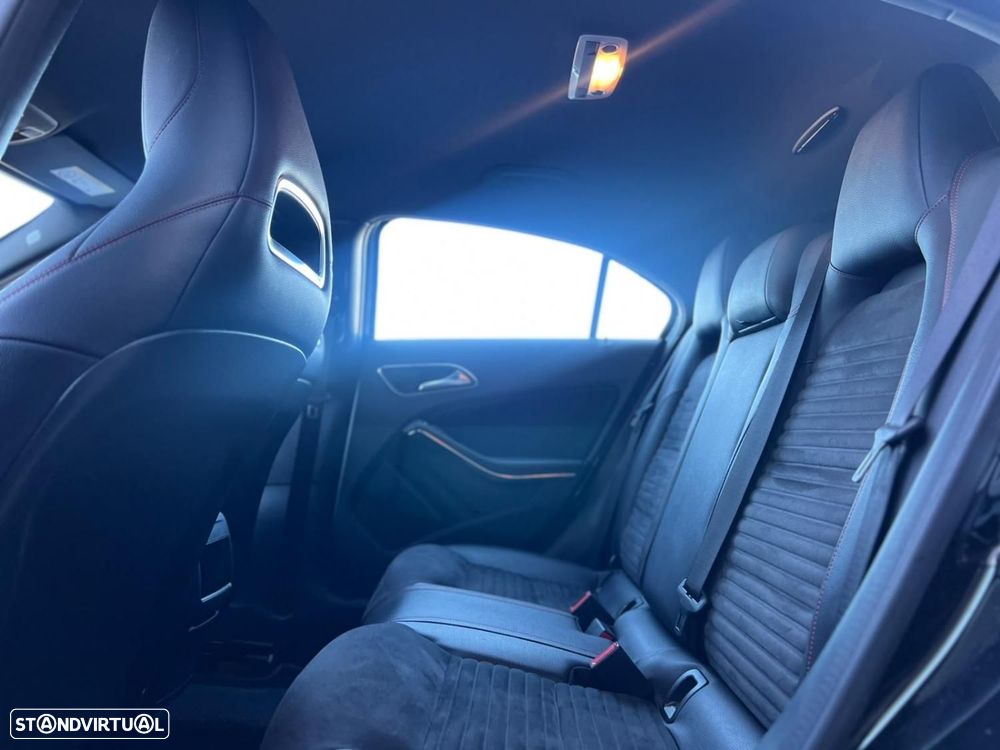 Mercedes-Benz A 180 d AMG Line - 6