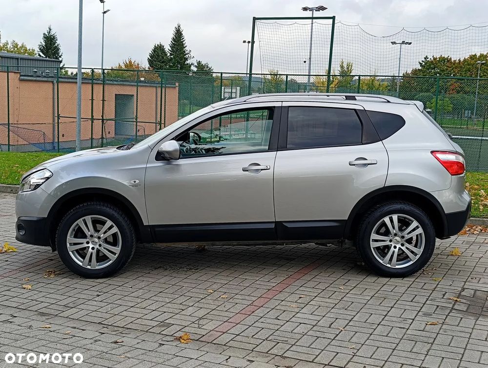 Nissan Qashqai 2.0 4 x 4 CVT tekna - 3