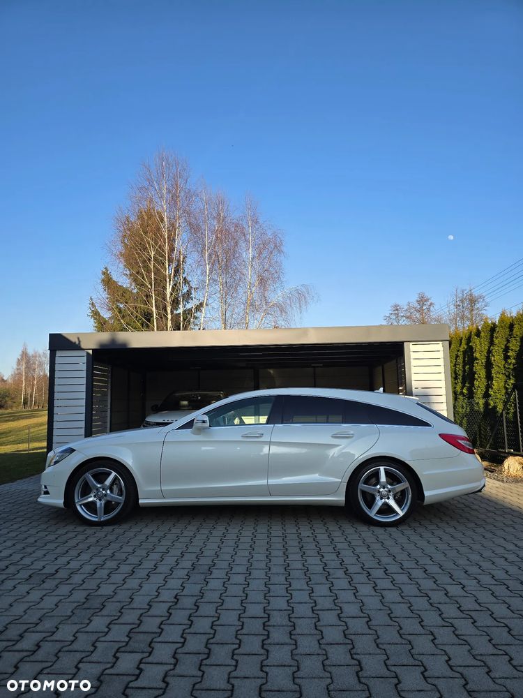 Mercedes-Benz CLS 500 4Matic BlueEFFICIENCY 7G-TR Edition 1 - 2