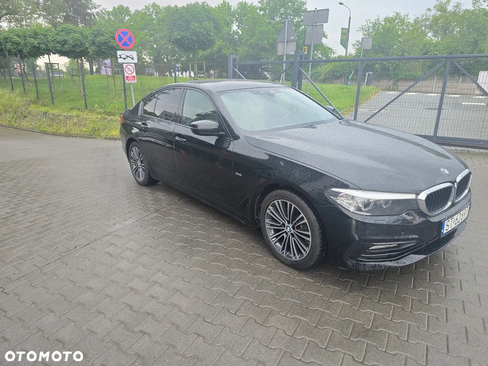 BMW Seria 5 520d xDrive Sport - 10