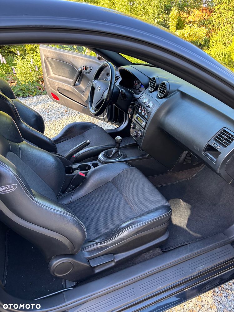 Hyundai Coupe 2.0 Dynamic - 12