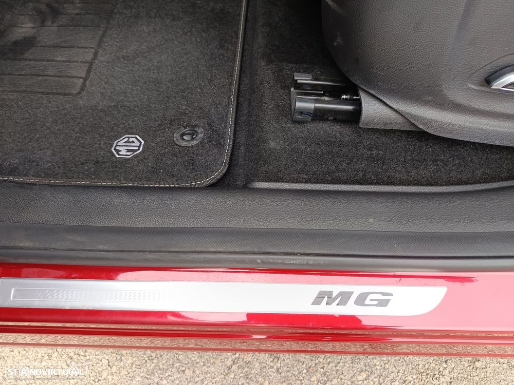 MG EHS 1.5 T-GDI Plug-in Hybrid Luxury - 51