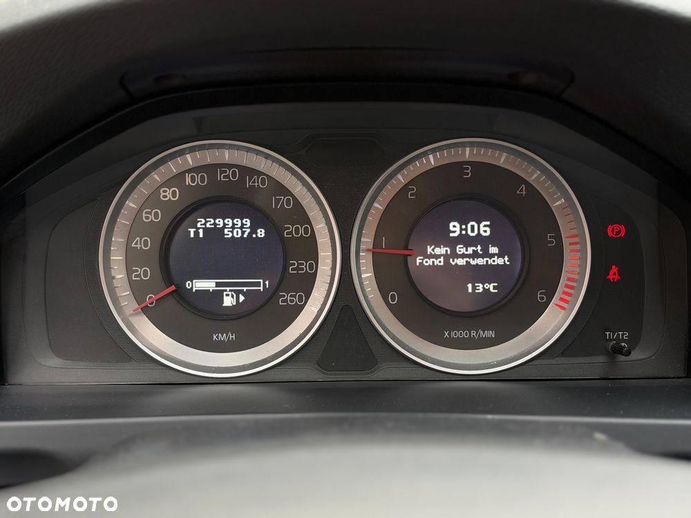 Volvo S60 - 25