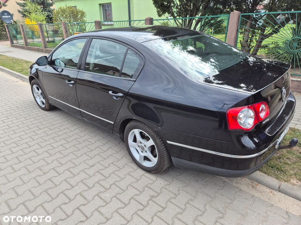 Volkswagen Passat 1.9 TDI Comfortline - 8