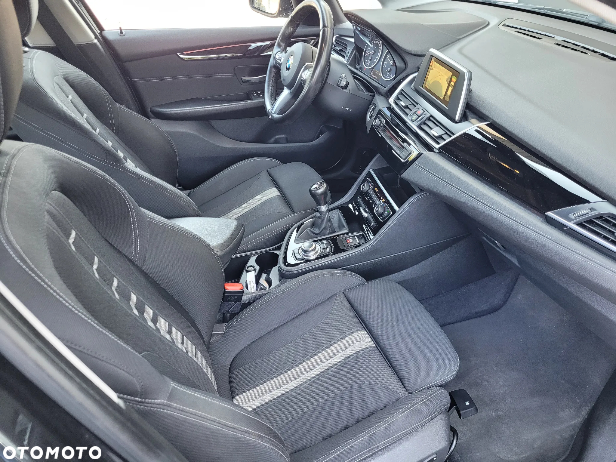 BMW Seria 2 218i Active Tourer M Sport - 23