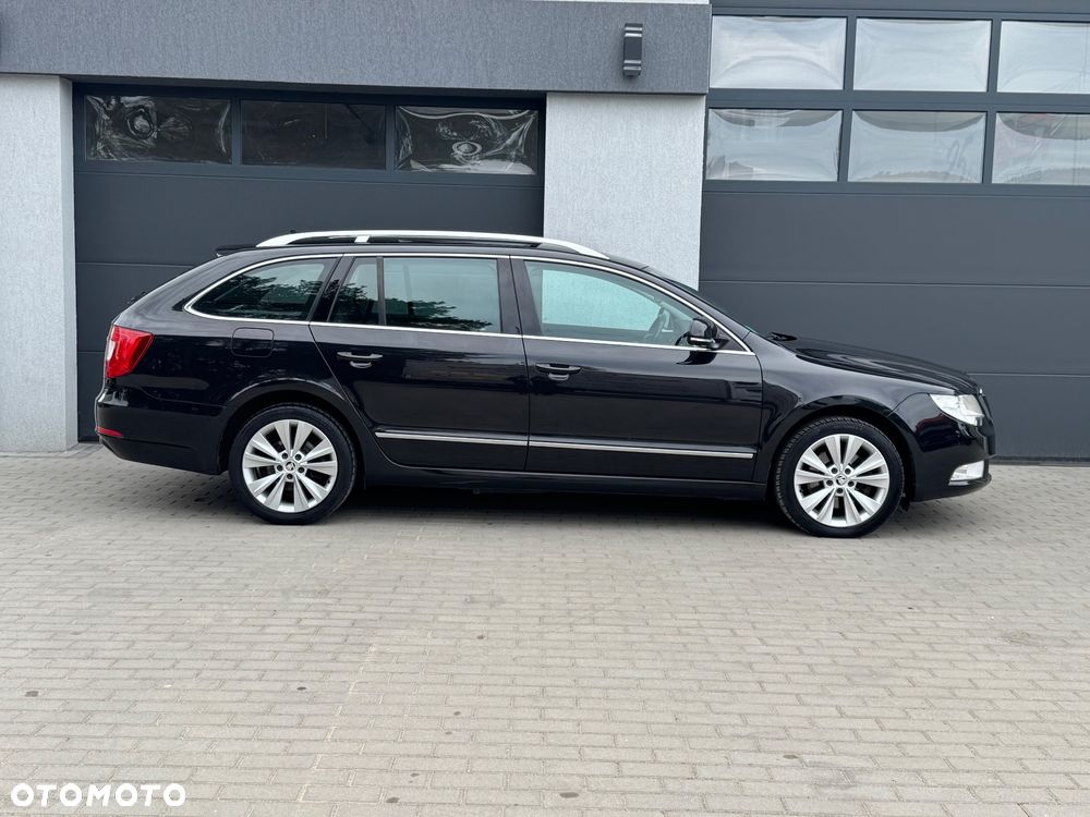 Skoda Superb 2.0 TDI PD Elegance - 4
