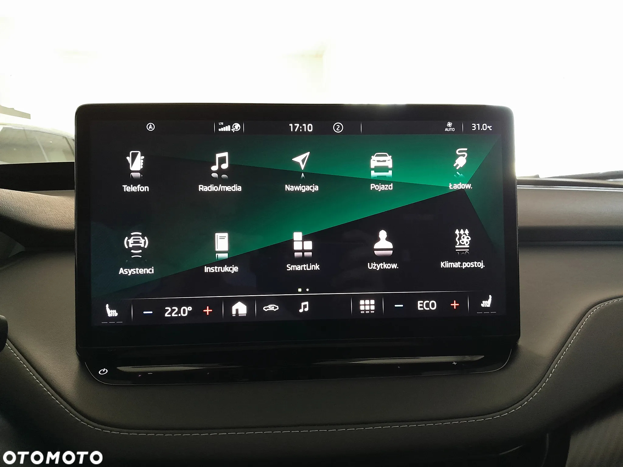 Skoda Enyaq RS 82kWh Maxx - 32