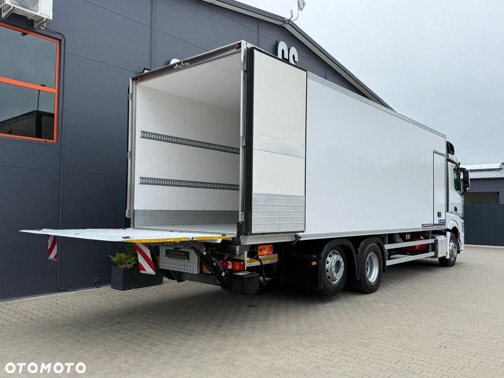 Mercedes-Benz Actros 2545 // Klimatyzacja / Chłodnia 21 Epal // Agregat Carier Supra 1050 // Winda Dhollandia // E6 // 6x2 // kühlkoffer, refrigerated box, fridge, рефрижераторный фургон - 10