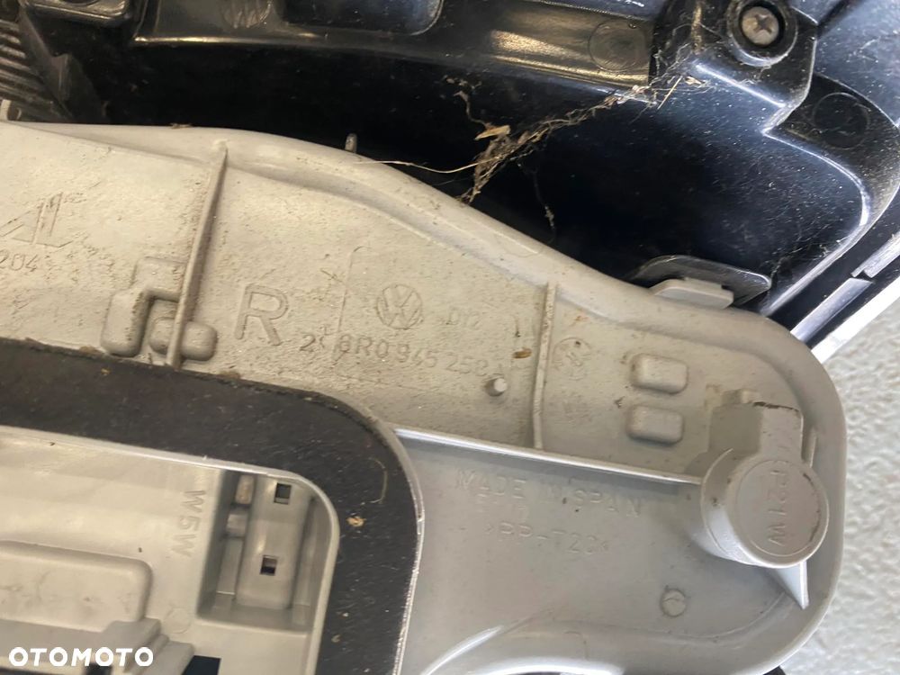 VW POLO 6R LAMPA LEWA PRAWA TYŁ TYLNA 6R0945257A - 9