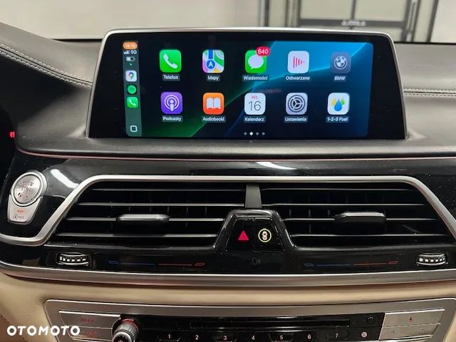 BMW Seria 7 740d xDrive - 15