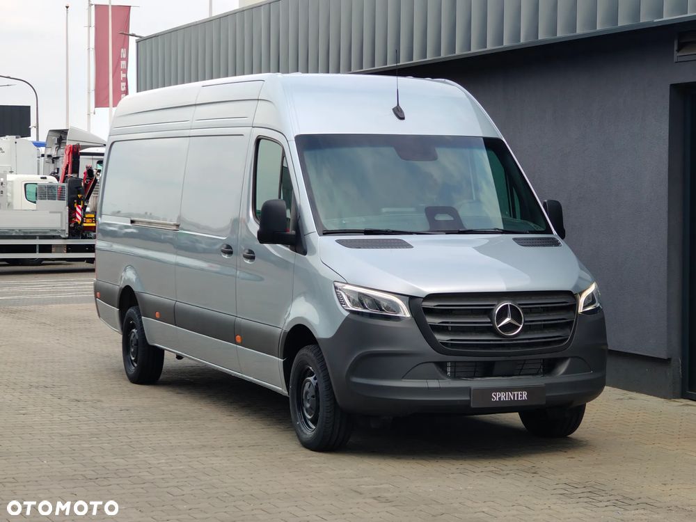 Mercedes-Benz Sprinter - 4
