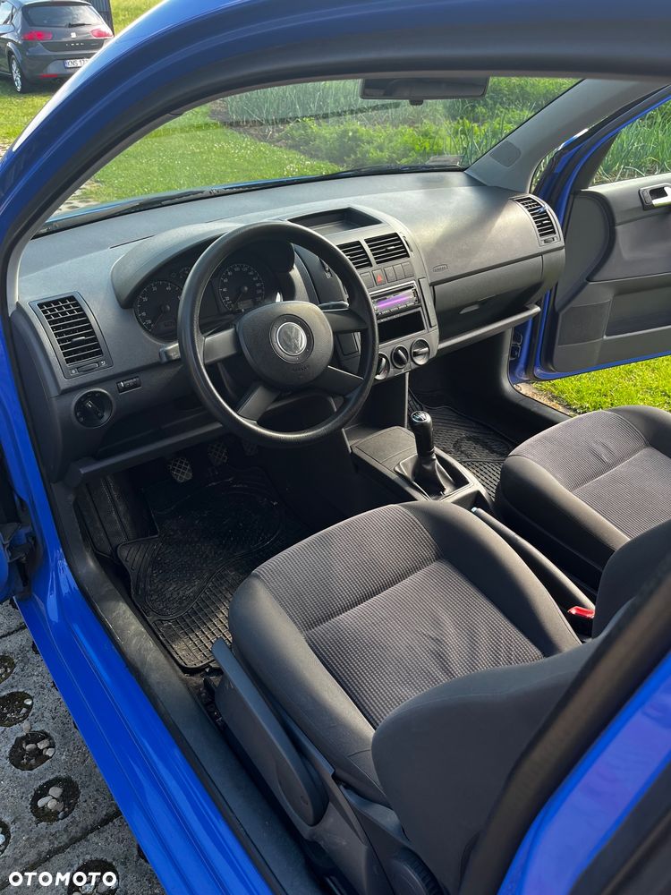 Volkswagen Polo - 11