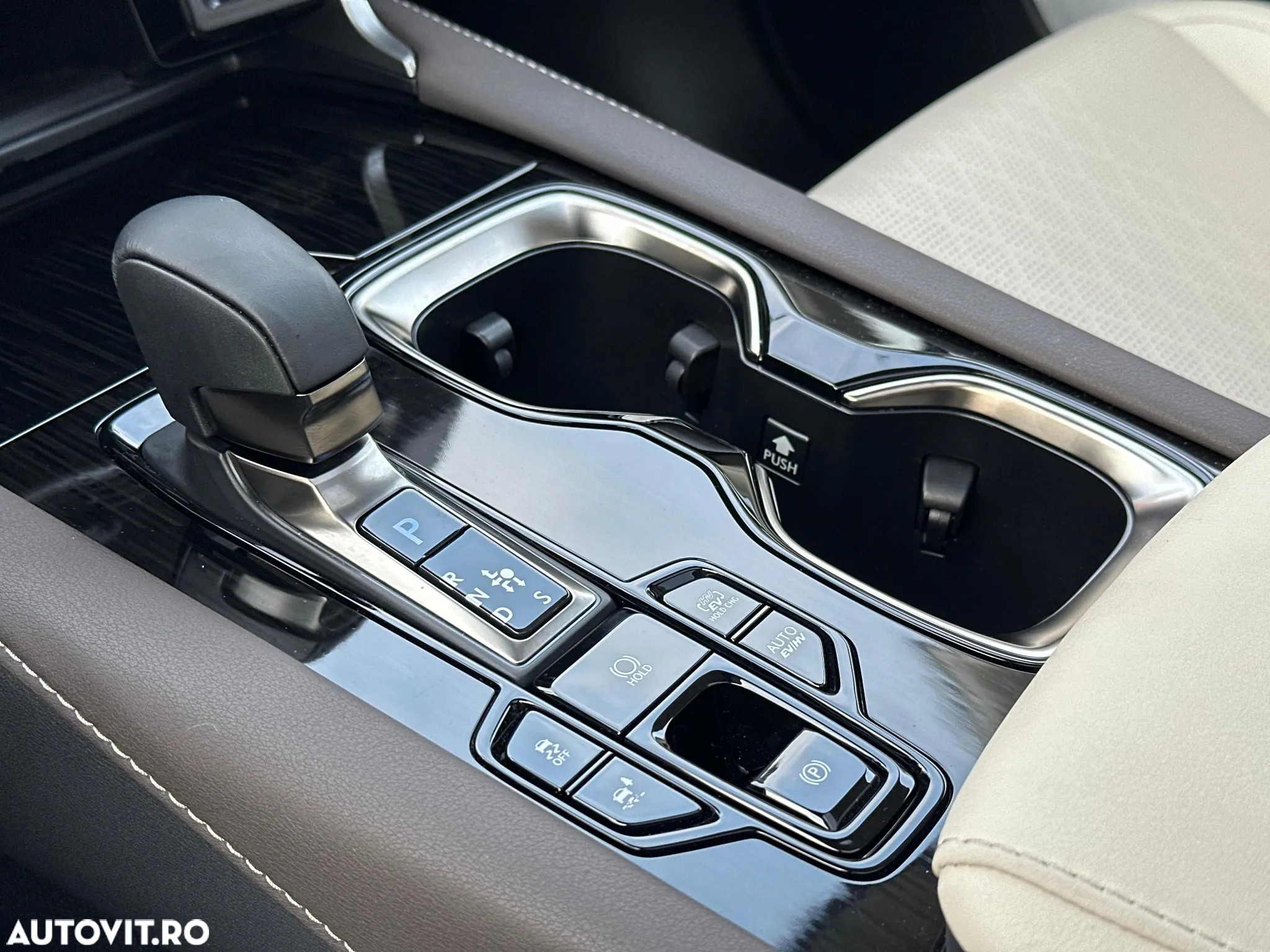 Lexus Seria RX 450h+ E-FOUR PHEV F Sport Design - 8