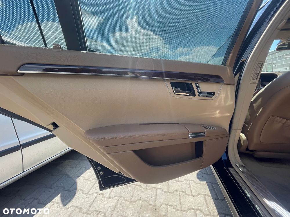 Mercedes Benz W221 LONG FOTELE BOCZKI 204 Skóra - kolor brązowy - 13