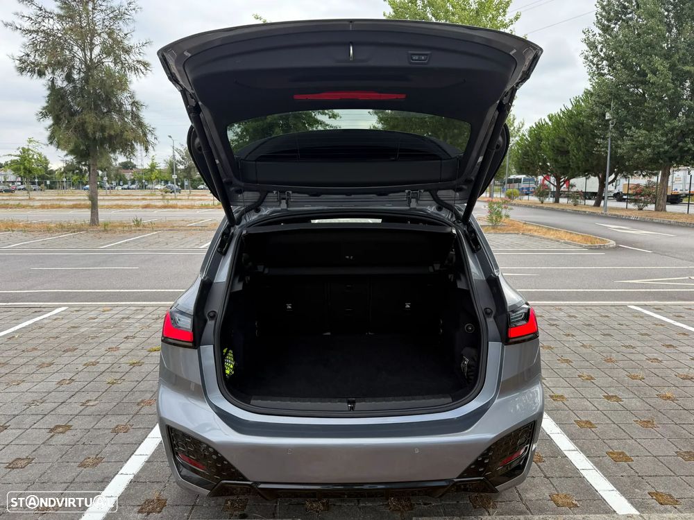 BMW 218 Active Tourer d Pack Desportivo M Auto - 46