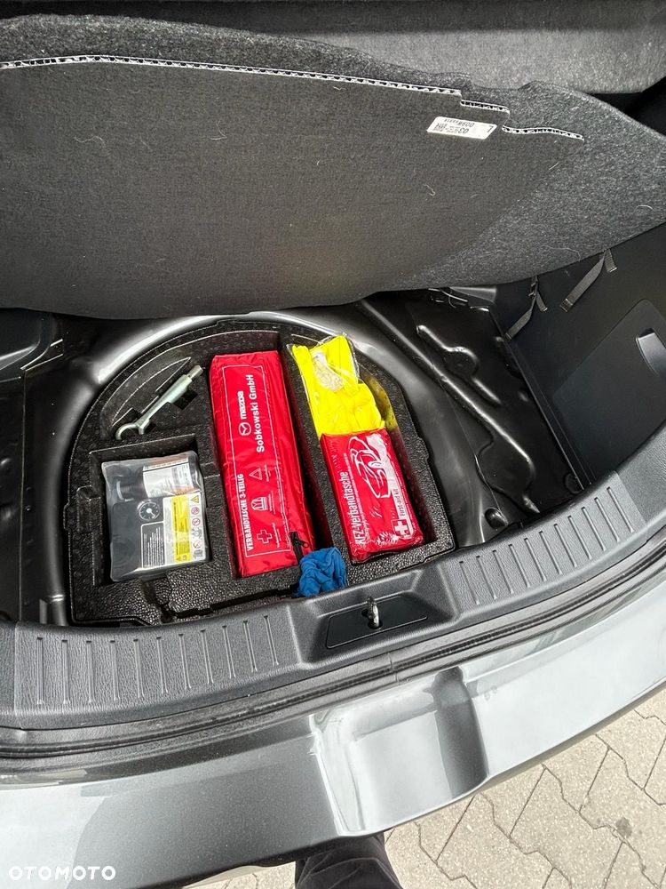 Mazda 2 SKYACTIV-G 90 Exclusive-Line - 36