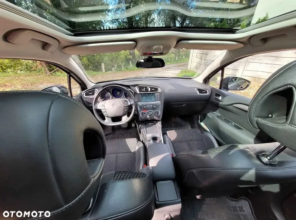 Citroën C4 e-HDi 110 EGS6 Stop/Start System Exclusive - 9