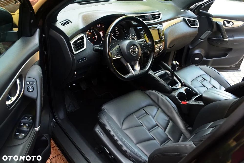 Nissan Qashqai 1.3 DIG-T Tekna+ - 7