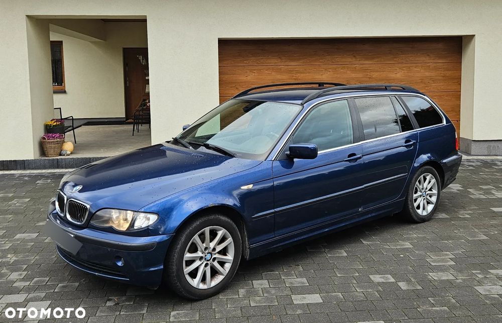 BMW Seria 3 318i - 1