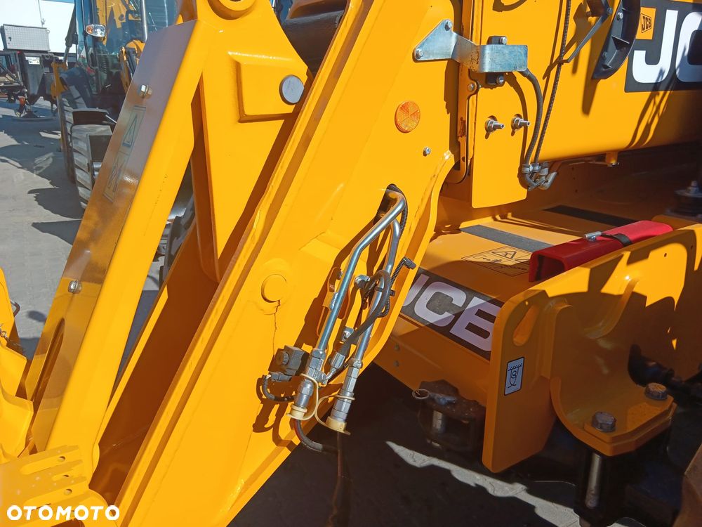 JCB 542-70 Agri Xtra - 6