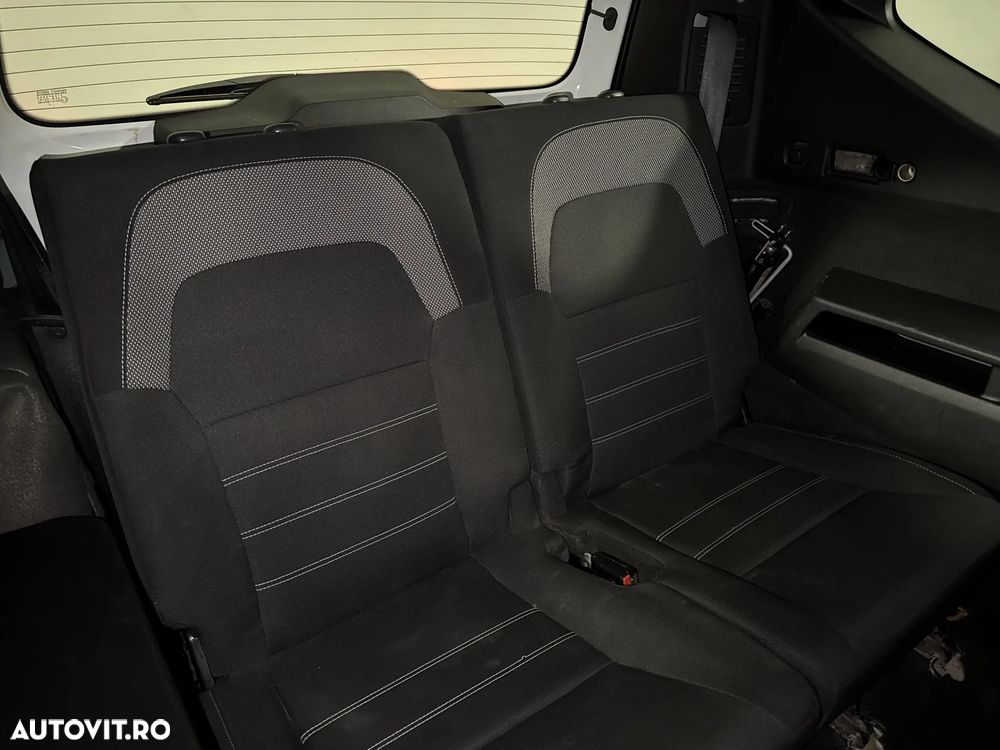 DACIA Jogger 2022 — imagine 13