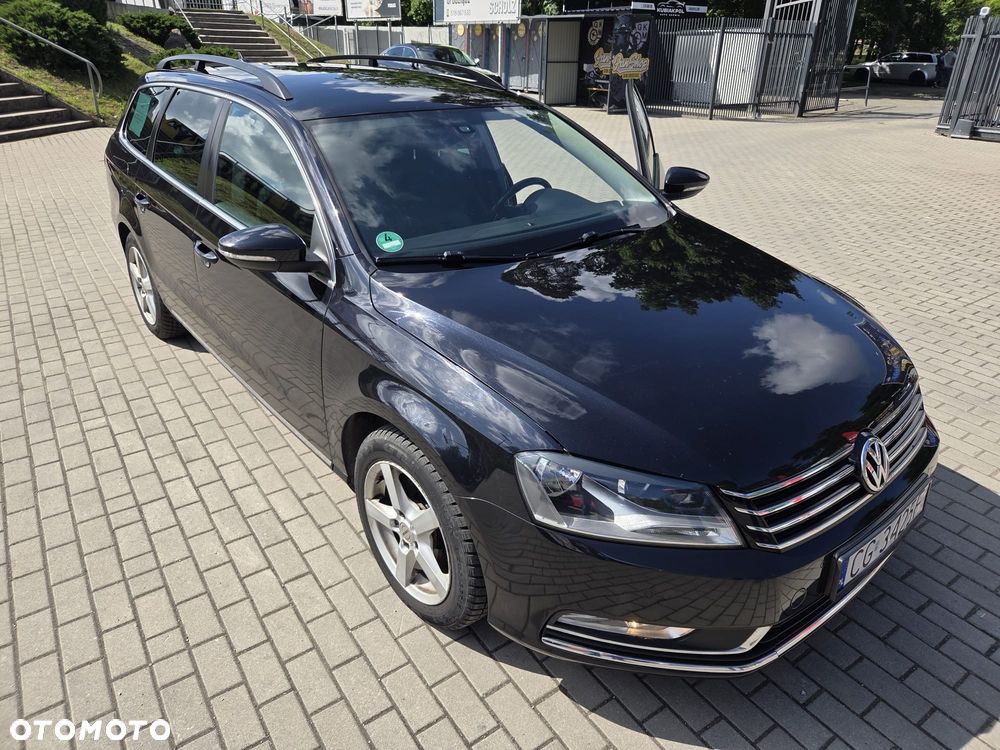 Volkswagen Passat - 2