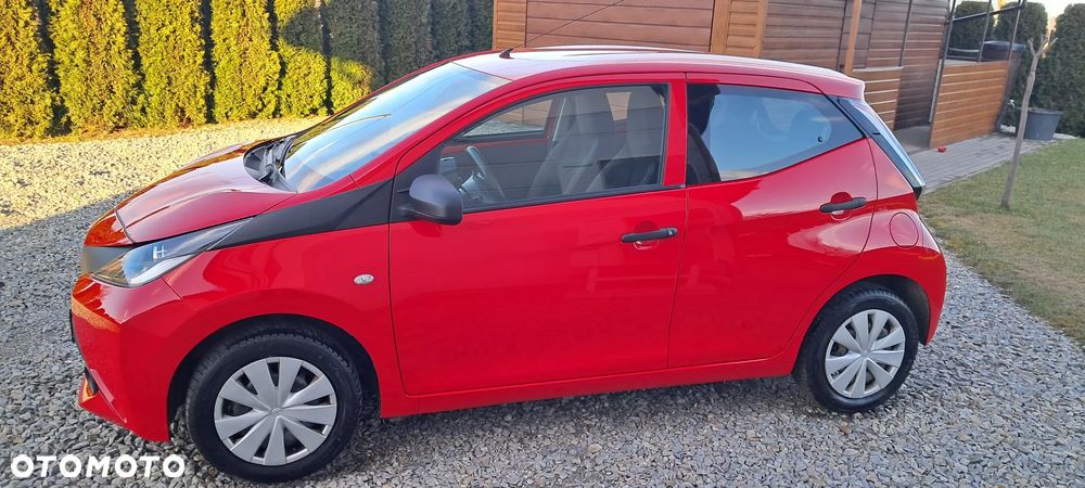 Toyota Aygo x-play Eco - 4