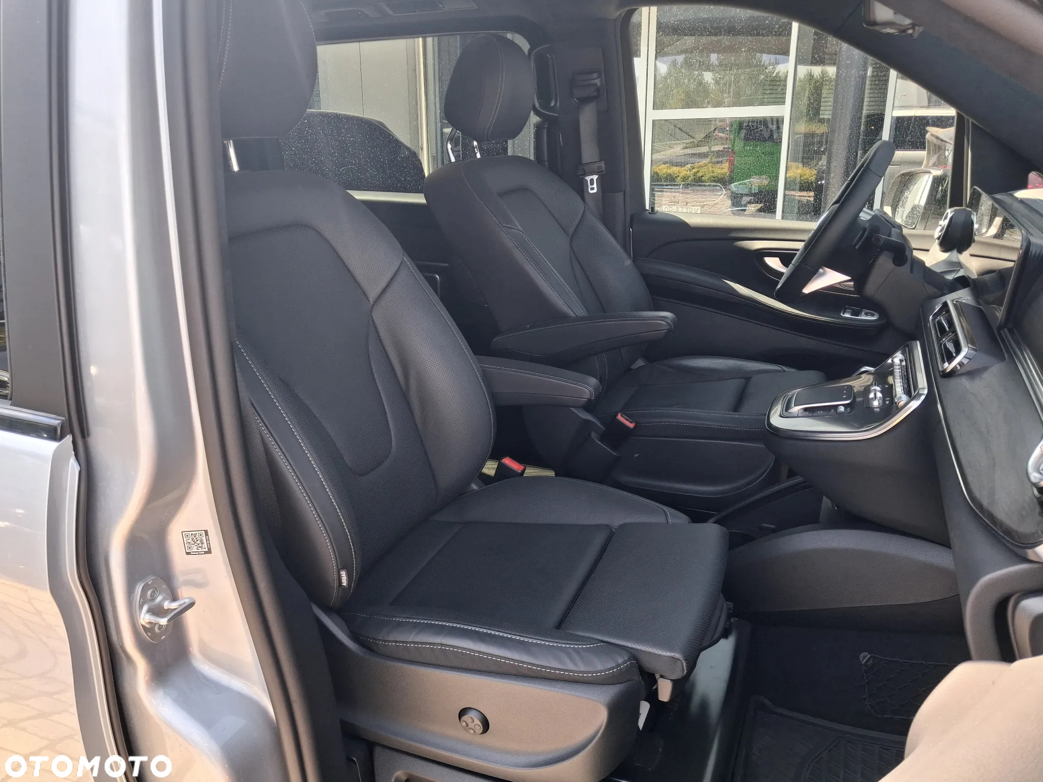 Mercedes-Benz Klasa V 300 d 4-Matic 9G-Tronic Exclusive (d³ugi) - 16