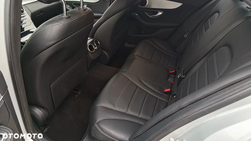 Mercedes-Benz Klasa C 200 7G-TRONIC Avantgarde - 24