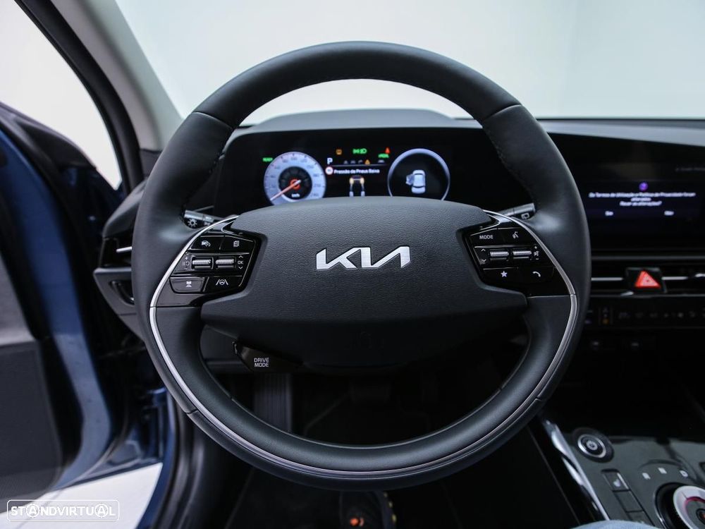 Kia Niro EV 64kWh Drive - 16